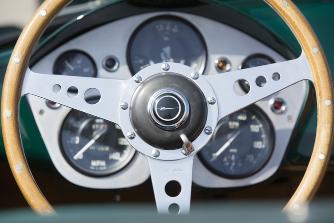 Arnolt Arnolt-Bristol DeLuxe Arnolt Arnolt-Bristol DeLuxe