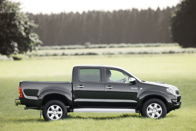Toyota Hilux 7 Toyota Hilux 7