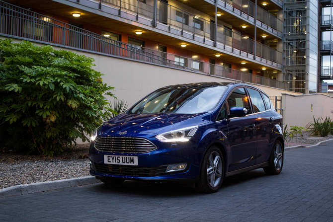 Ford C-Max 1.5 TDCi 120 Titanium Ford C-Max 1.5 TDCi 120 Titanium