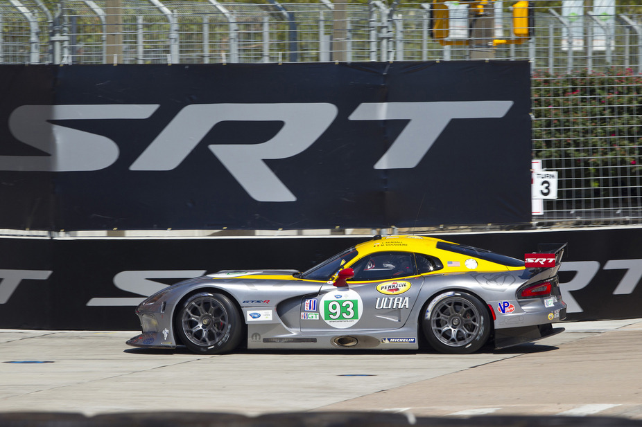 The Viper GTS-Rs have had mixed success so far in their racing careers