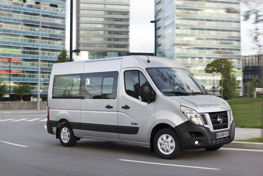 Nissan NV400 Combi 9 L2H2 3,5T 2.3 dCi Comfort PLD