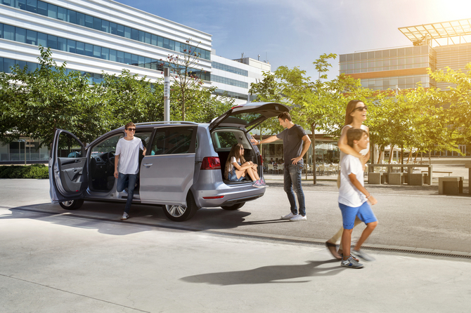 Seat Alhambra 2.0 TDI CR Style Advanced DSG Seat Alhambra 2.0 TDI CR Style Advanced DSG