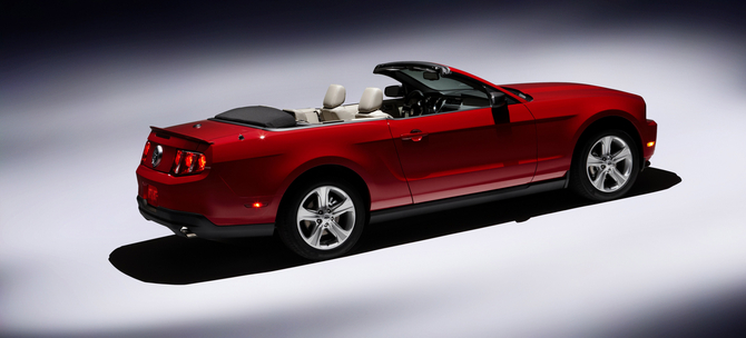 Ford Mustang GT Convertible Ford Mustang GT Convertible