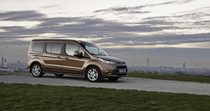 Ford Grand Tourneo Connect 5L 1.6 TDCi Titanium Ford Grand Tourneo Connect 5L 1.6 TDCi Titanium
