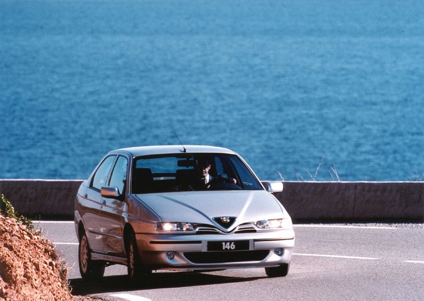 1997 Alfa Romeo 146. Alfa Romeo 146 1.4 Twin Spark