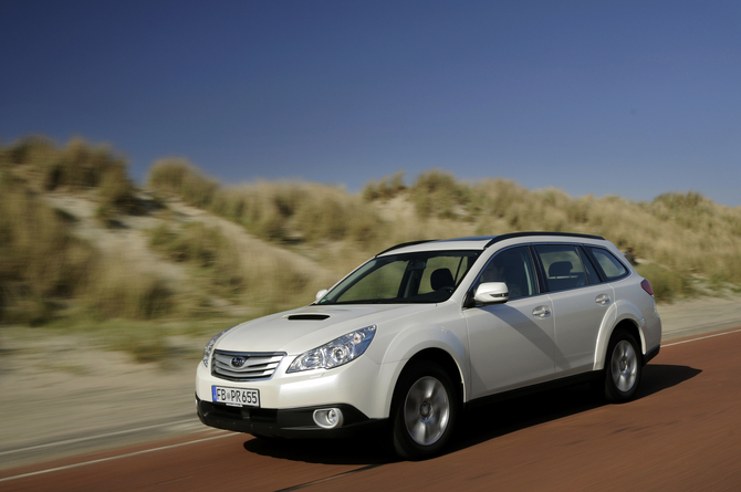 Subaru Outback 2.5i SE Lineatronic Subaru Outback 2.5i SE Lineatronic