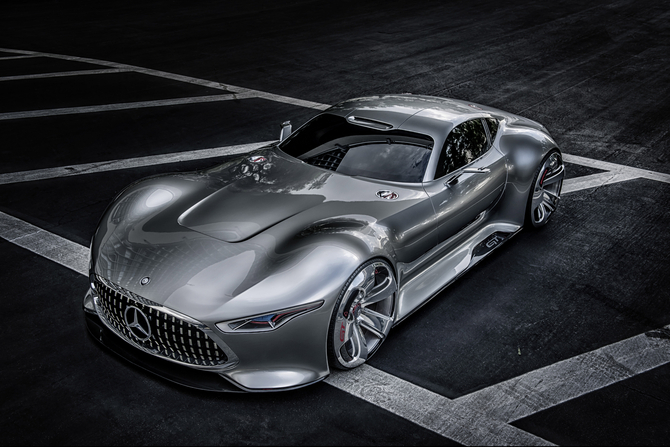 A frente é inspirada no 300SL e tem LEDs variáveis na grelha A frente é inspirada no 300SL e tem LEDs variáveis na grelha