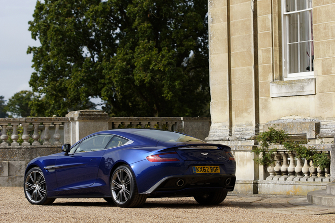 Aston Martin Vanquish Aston Martin Vanquish
