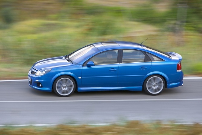 Opel Vectra OPC Automatic Opel Vectra OPC Automatic