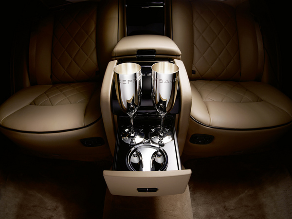 Rebirth on an automotive legend: The new Maybach Zeppelin Rebirth on an automotive legend: The new Maybach Zeppelin