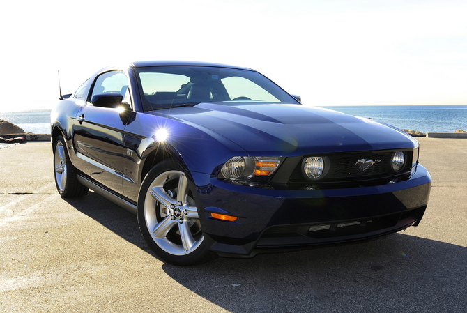 Ford Mustang V6 Premium Coupé Ford Mustang V6 Premium Coupé