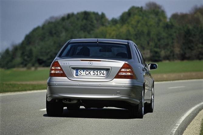 Mercedes-Benz C 230 Automatic Mercedes-Benz C 230 Automatic