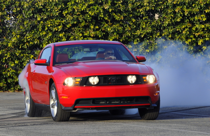 Ford Mustang V6 Premium Coupé Ford Mustang V6 Premium Coupé
