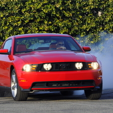 Ford Mustang V6 Premium Coupé