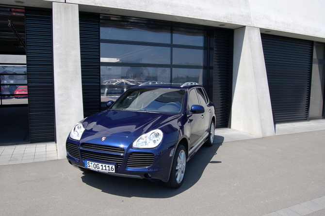 Porsche Cayenne Turbo Tiptronic Porsche Cayenne Turbo Tiptronic