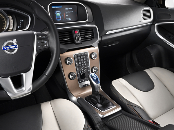 Volvo V40 Cross Country Volvo V40 Cross Country