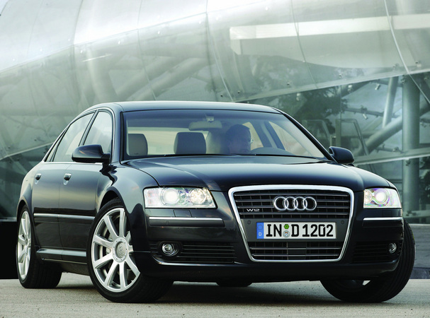 Audi A8 6.0 W12 quattro Longo Audi A8 6.0 W12 quattro Longo