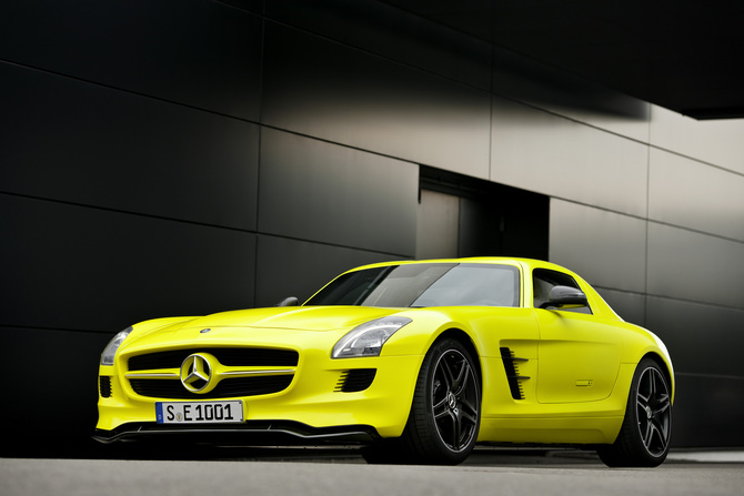 Mercedes-Benz SLS AMG E-CELL Mercedes-Benz SLS AMG E-CELL