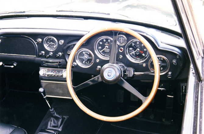 Aston Martin DB4 Convertible Aston Martin DB4 Convertible