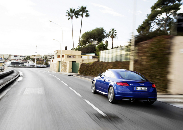 Audi TT 1.8 TFSI S tronic Audi TT 1.8 TFSI S tronic
