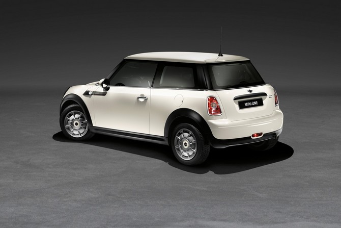MINI (BMW) MINI One Minimalism MINI (BMW) MINI One Minimalism
