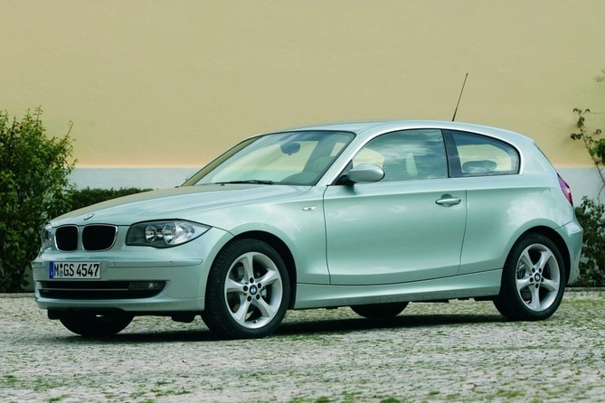 BMW 120i Automatic BMW 120i Automatic
