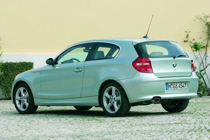 BMW 120i BMW 120i