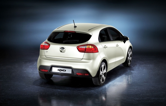 Kia Rio 1.5 CRDI Kia Rio 1.5 CRDI