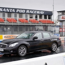 Infiniti M35h Sets Guinness Record as Fastest Full Hybrid Car Infiniti M35h Sets Guinness Record as Fastest Full Hybrid Car