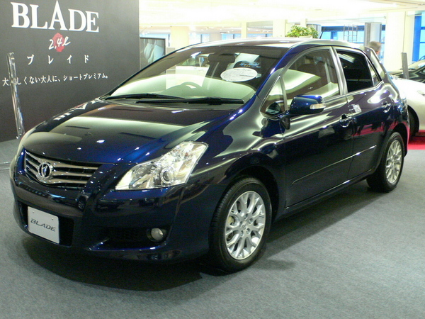 Toyota Blade 4WD Toyota Blade 4WD
