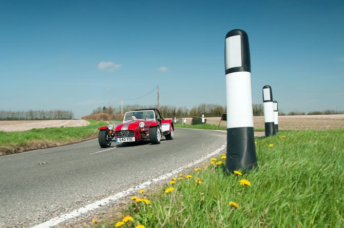 Caterham comprou os direitos de produção do Lotus Seven há 40 anos Caterham comprou os direitos de produção do Lotus Seven há 40 anos