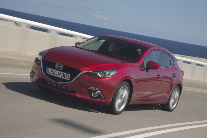 Mazda 3 HB 1.5 SKYACTIV-G Essence Mazda 3 HB 1.5 SKYACTIV-G Essence