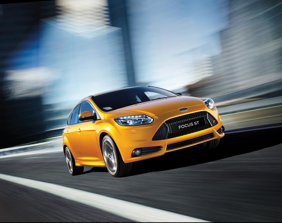 The Focus ST gets the 2.0-liter EcoBoost The Focus ST gets the 2.0-liter EcoBoost