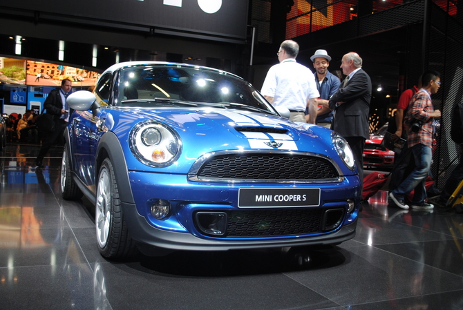 MINI (BMW) Cooper S Coupé AT MINI (BMW) Cooper S Coupé AT