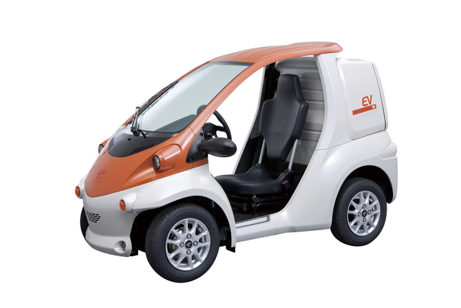 O Toyota COMS é um monolugar elétrico que a Toyota vende no Japão O Toyota COMS é um monolugar elétrico que a Toyota vende no Japão
