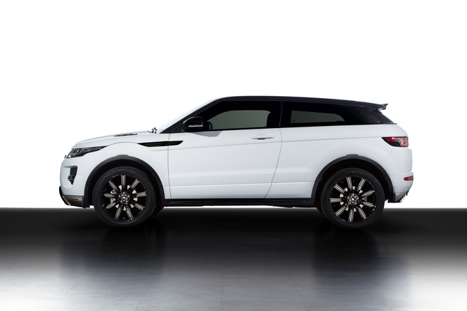 Land Rover Evoque 2.0 Si4 Dynamic Black Design Land Rover Evoque 2.0 Si4 Dynamic Black Design
