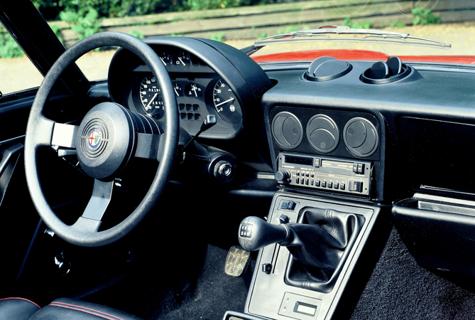 Alfa Romeo Spider Veloce Alfa Romeo Spider Veloce