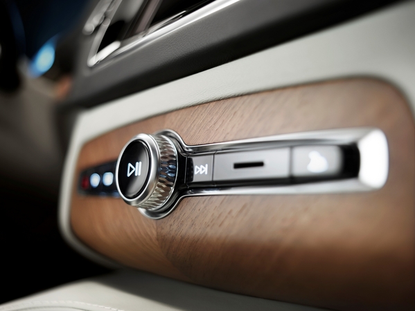 Der erste Blick in den neuen Volvo XC90 Der erste Blick in den neuen Volvo XC90