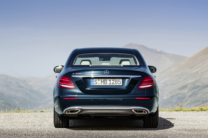 When fully launched the range of the new E-Class will include eight engines When fully launched the range of the new E-Class will include eight engines