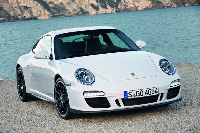 Porsche 911 Carrera GTS (UK) Porsche 911 Carrera GTS (UK)