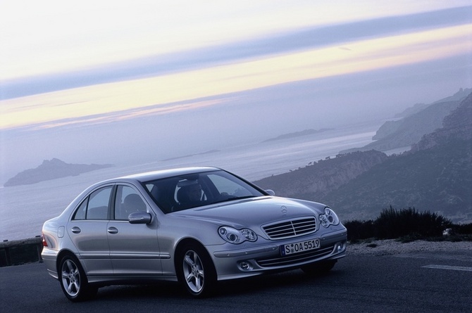 Mercedes-Benz C 220 CDI Automatic Mercedes-Benz C 220 CDI Automatic