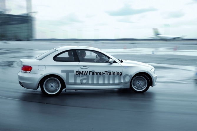 BMW 123d Coupé BMW 123d Coupé