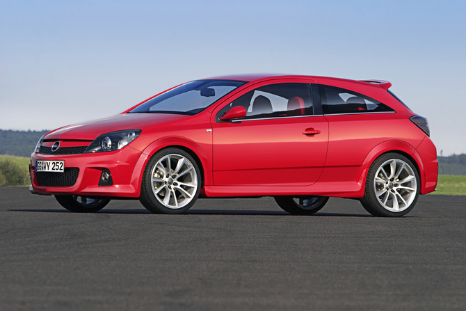 Opel Astra High Performance Concept Opel Astra High Performance Concept