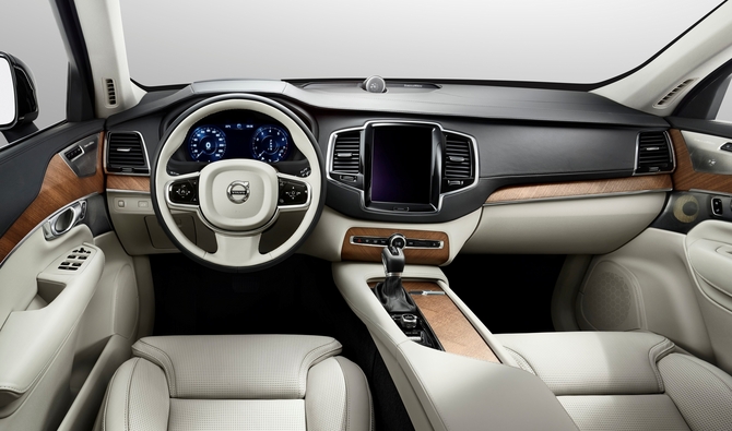 Der erste Blick in den neuen Volvo XC90 Der erste Blick in den neuen Volvo XC90