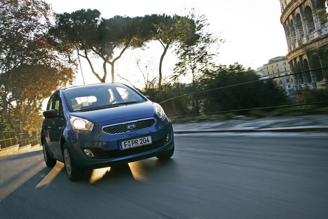 Kia Venga 1.4 CRDi ISG 75cv LX Kia Venga 1.4 CRDi ISG 75cv LX