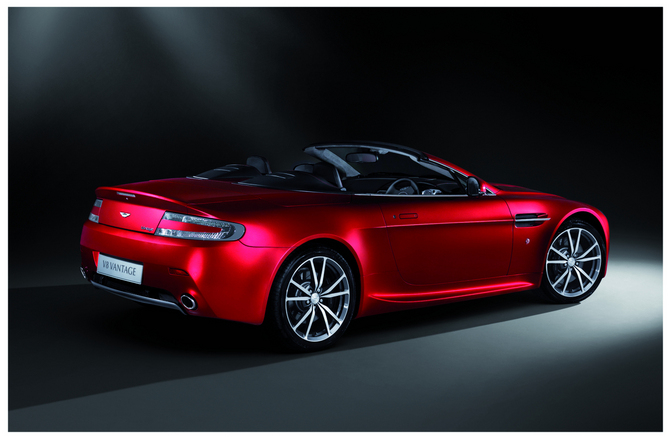 Aston Martin V8 Vantage Sportshift Aston Martin V8 Vantage Sportshift