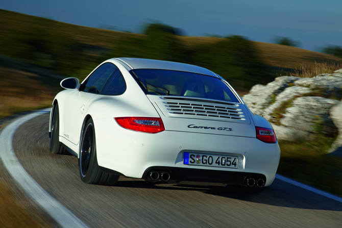 Porsche 911 Carrera GTS (UK) Porsche 911 Carrera GTS (UK)