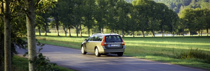 Volvo V70 2.5T Summum Volvo V70 2.5T Summum