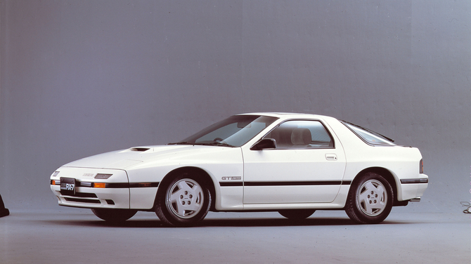 The second generation turbo was an especially capable sports coupe The second generation turbo was an especially capable sports coupe
