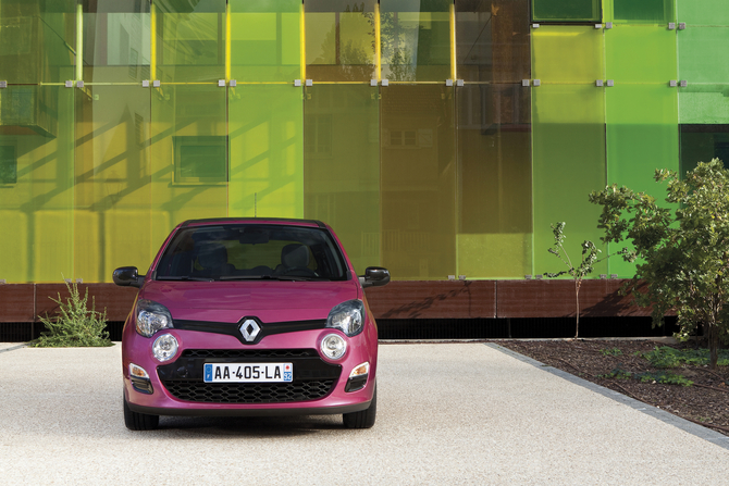 Third-Gen Twingo Brings Big Style to Small Package Third-Gen Twingo Brings Big Style to Small Package